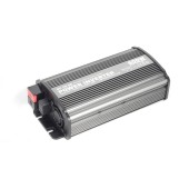 Měnič napětí z 12V na 230V, USB, 600W - CAR600
