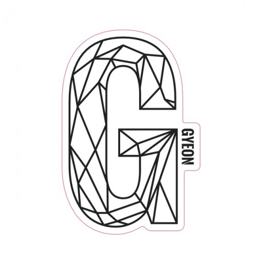 Samolepka Gyeon G Sticker Black (100 mm x 65,6 mm)